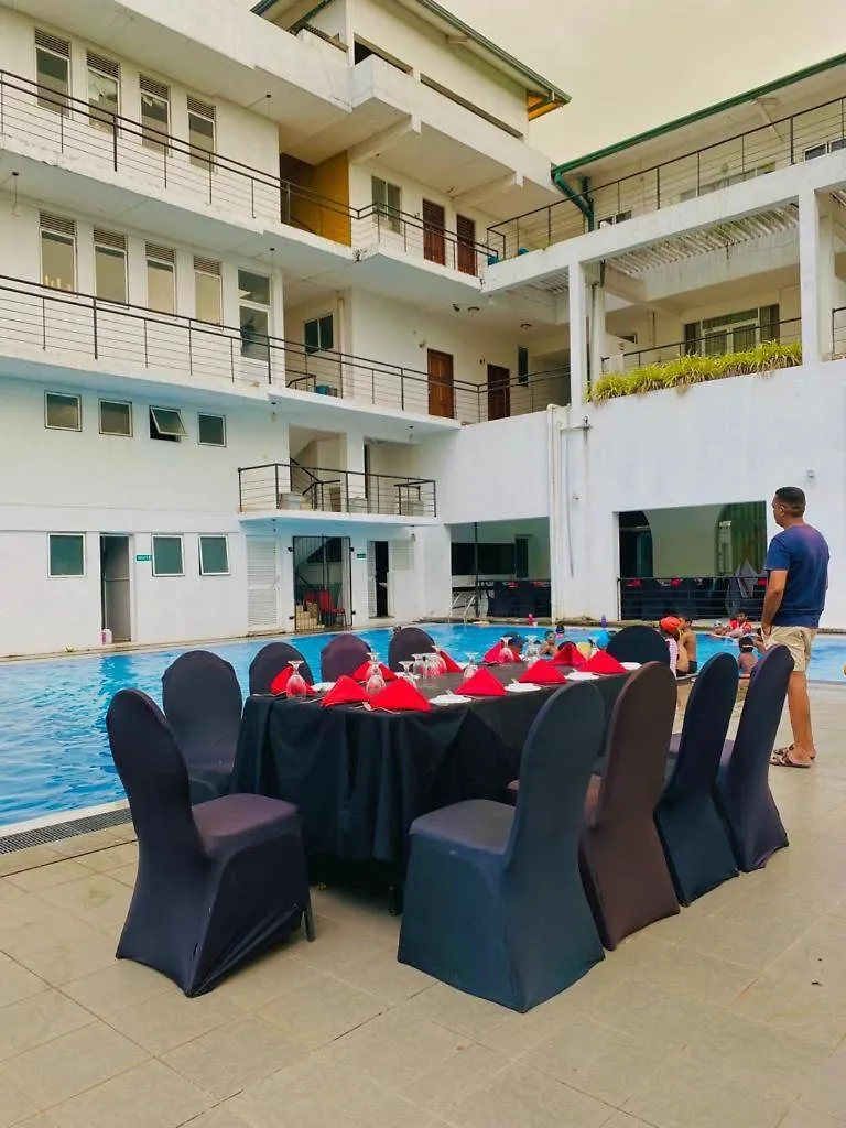 Airport Hotel Dream Paradise Dandugama