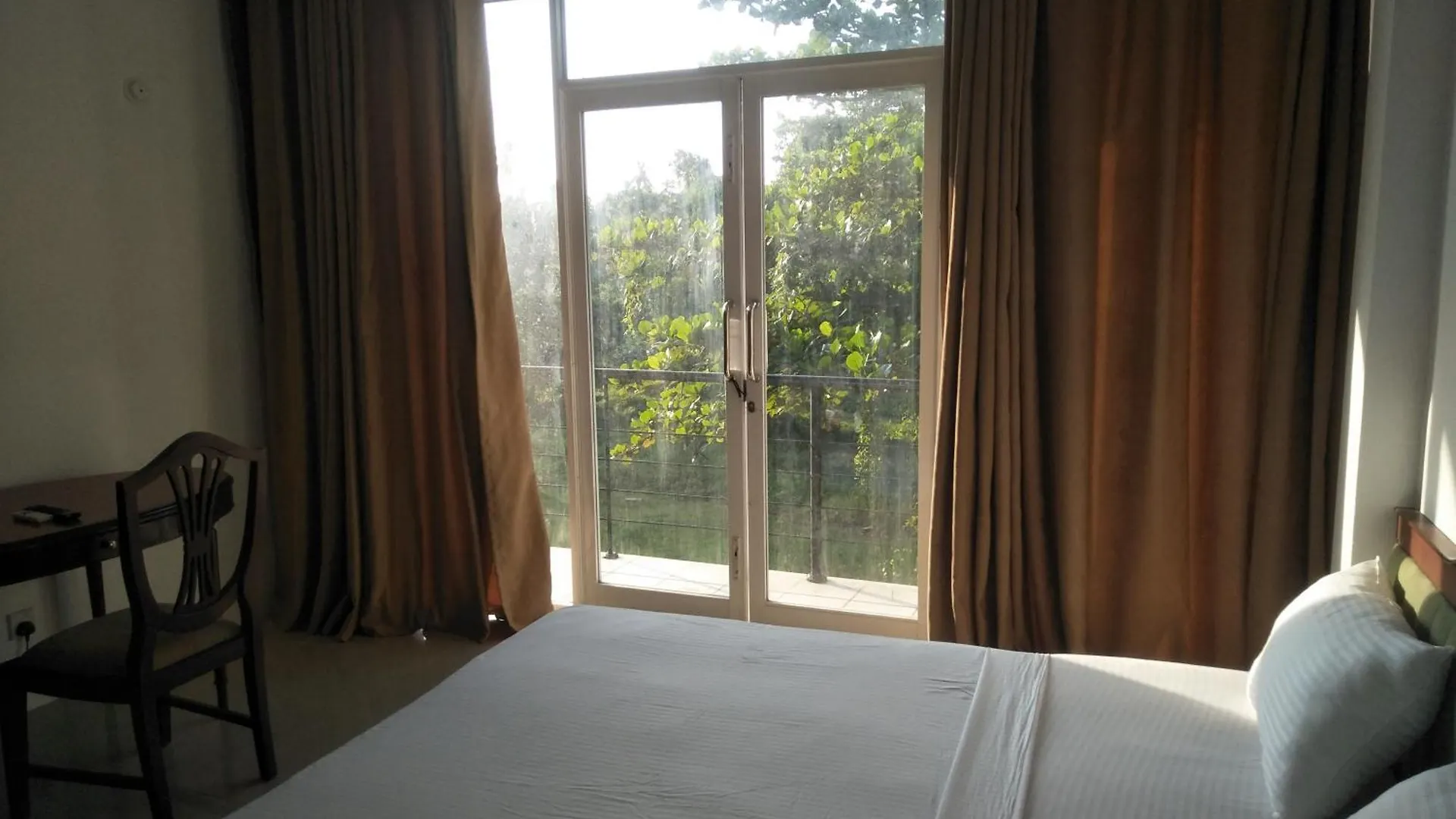 Airport Hotel Dream Paradise Dandugama 2*,  Sri Lanka
