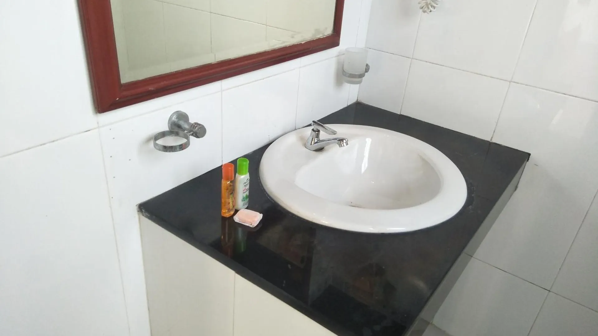 Airport Hotel Dream Paradise Dandugama